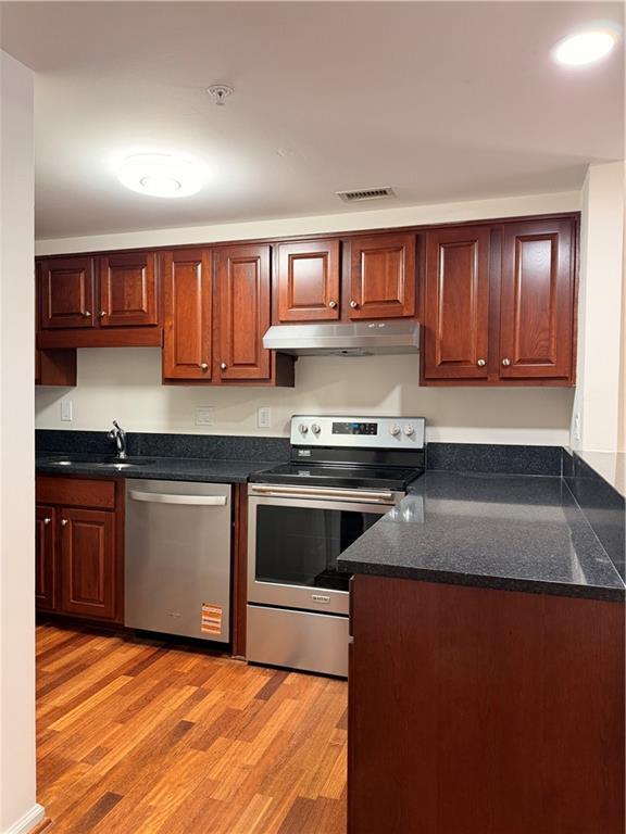 Building Photo - 199 14th St NE