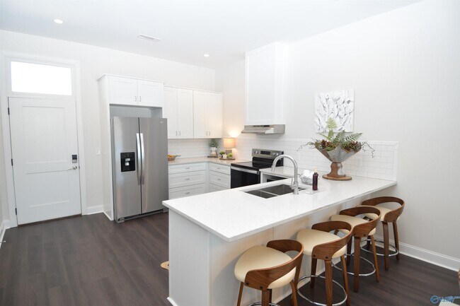 Building Photo - 2699-2101 Paddle Wheel Dr