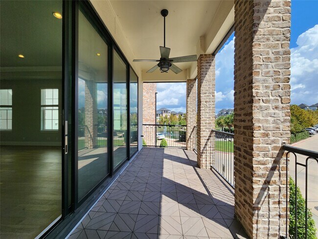 Building Photo - 2609 Cottage Grove Green Dr