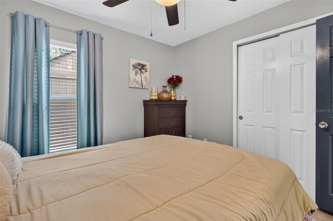 Building Photo - 1234 Hill Flower Dr