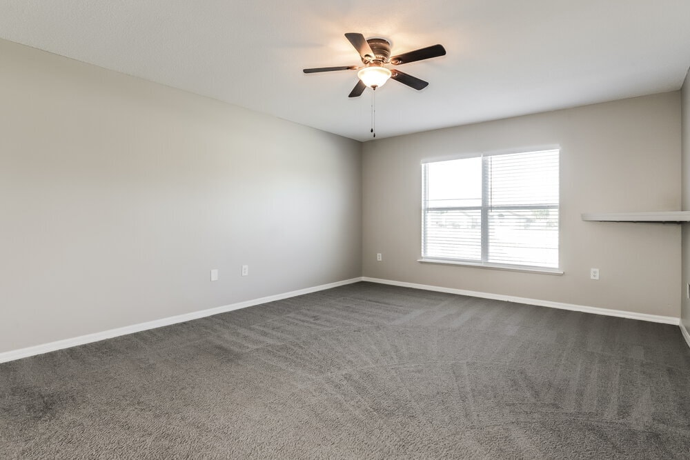 Building Photo - 8240 Settles Crk Lp