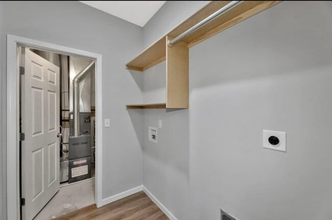 Building Photo - 649 S Pershing St