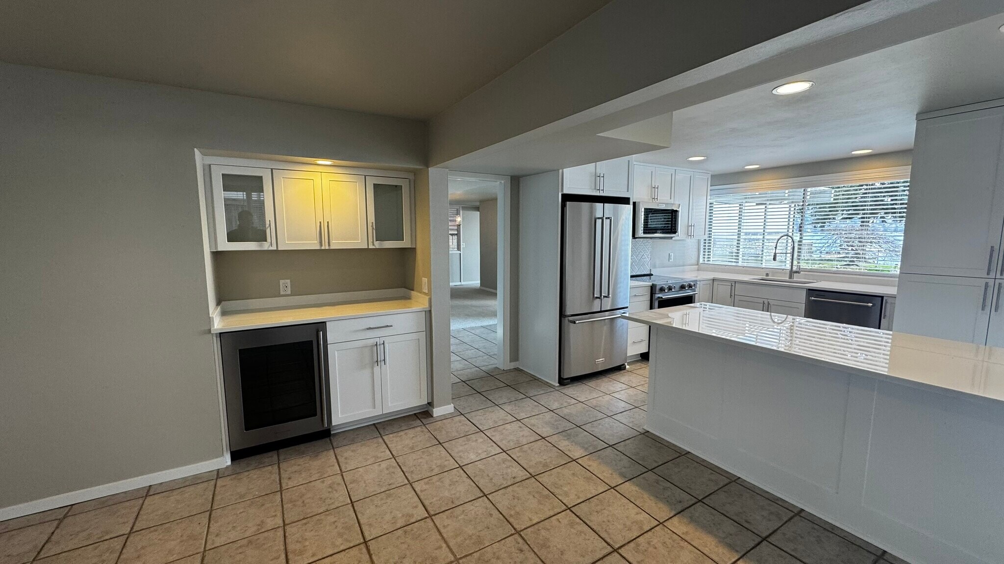 Building Photo - 16736 Shore Dr NE