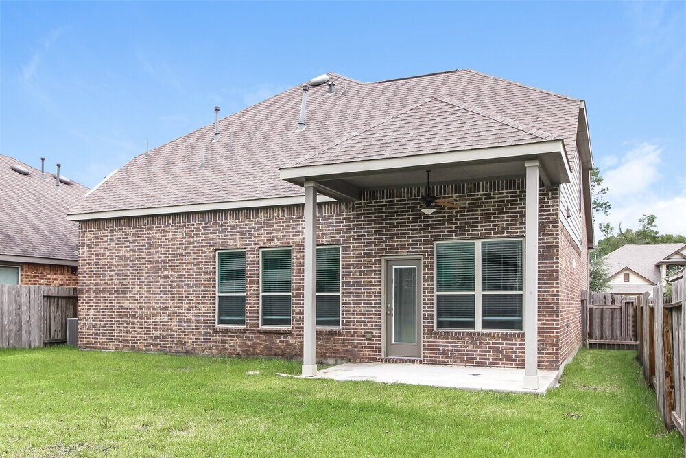 Building Photo - 23434 Banksia Dr