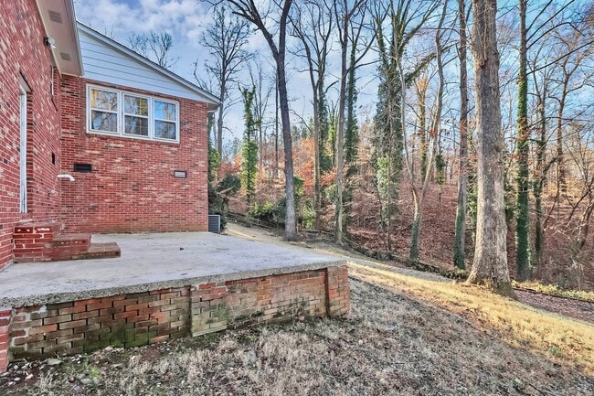 Building Photo - Beautiful Three Bedroom Home in Westerwood Subdivision!