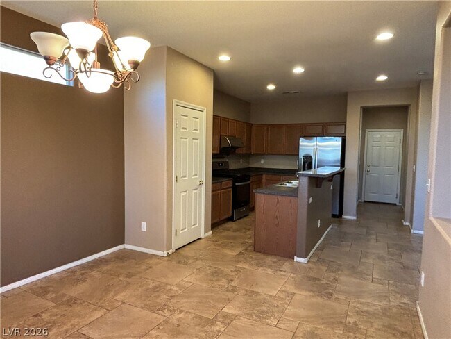 Building Photo - 9012 Vintage Wine Ave