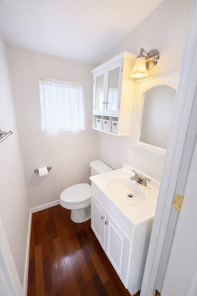 Building Photo - 7615 Folk Ave