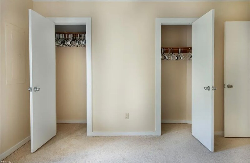 Building Photo - 250 Misty Point Ln