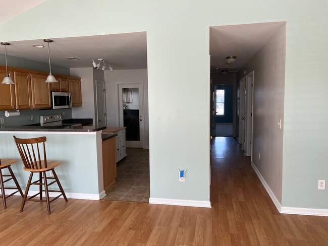 Building Photo - St. James School Area! Pet-friendly, 3 Bedroom, 2 Bath Home with Fenced Yard!