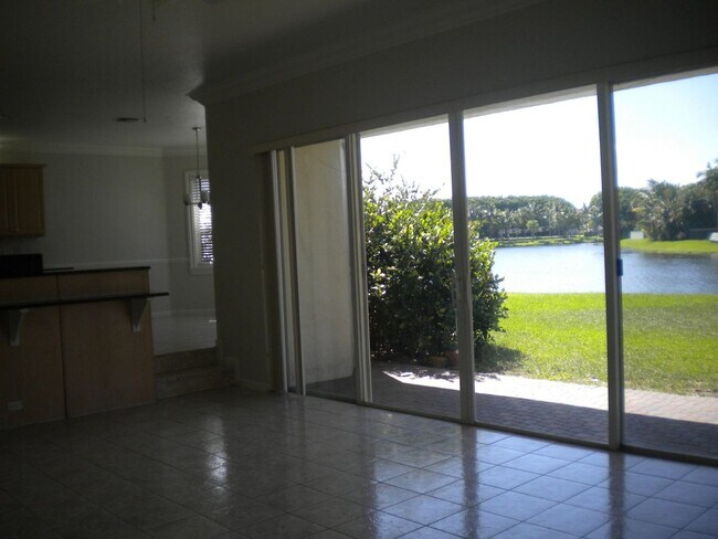 Building Photo - 9615 Shepard Pl