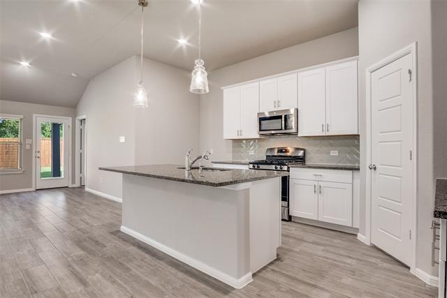 Building Photo - 7765 Moosewood Dr