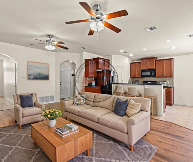 Building Photo - 403 Coby Dr