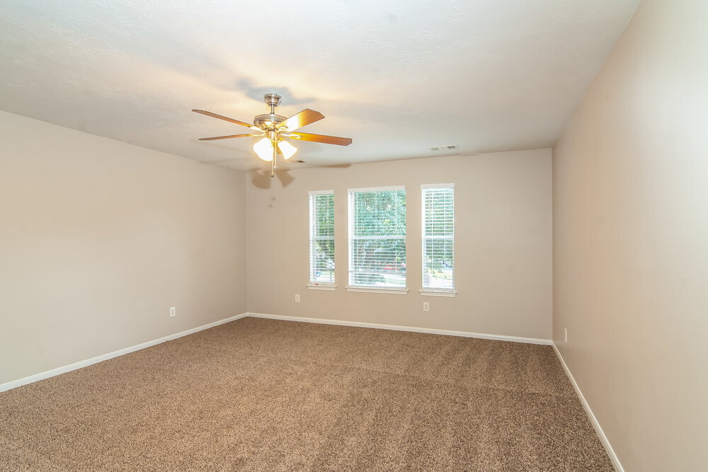 Building Photo - 2098 Clemson Dr