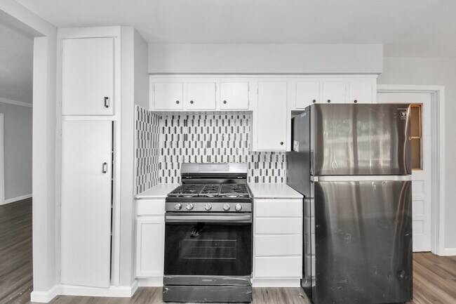 Building Photo - 9622 Vilven Ln