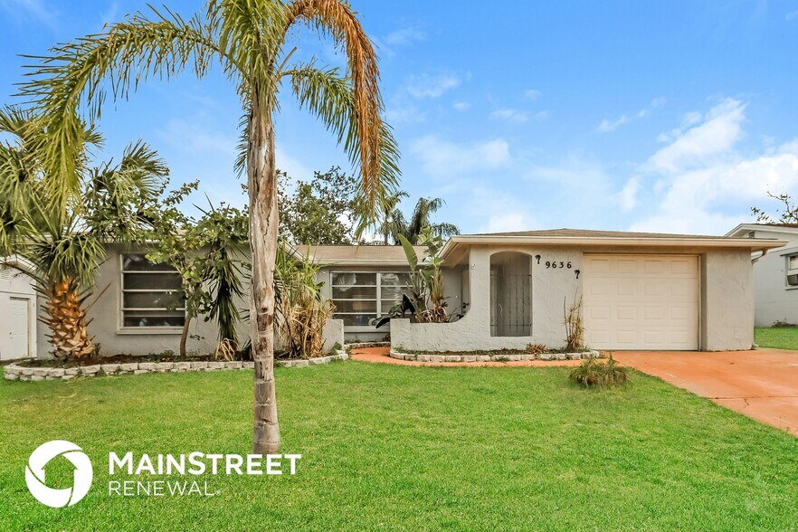 Primary Photo - 9636 Mark Twain Ln