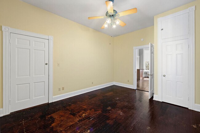 Building Photo - 1206 Park Ave