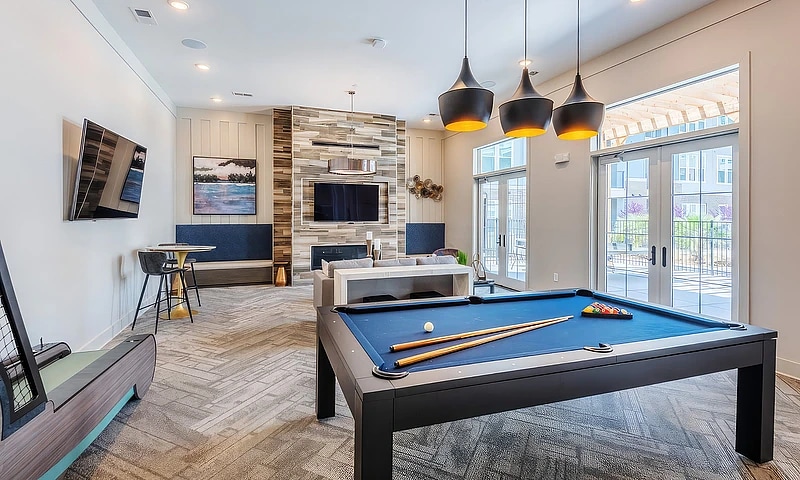 Building Photo - 404 Gallop Ln