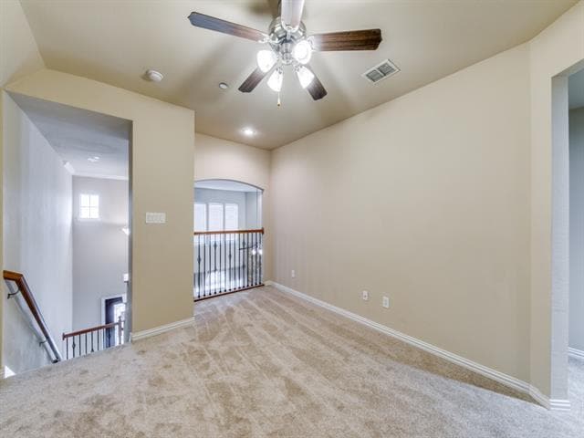 Building Photo - 7124 Dry Creek Dr