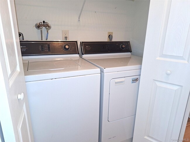 Building Photo - 3006 Morgan Dr