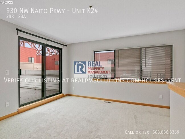 Building Photo - 930 NW Naito Pkwy