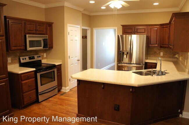 Building Photo - 3 br, 2 bath House - 51 Bee Cove Road