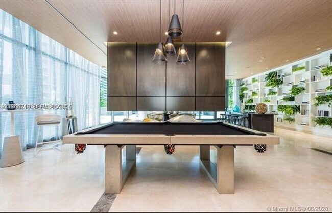 Building Photo - 55 SW 9th St