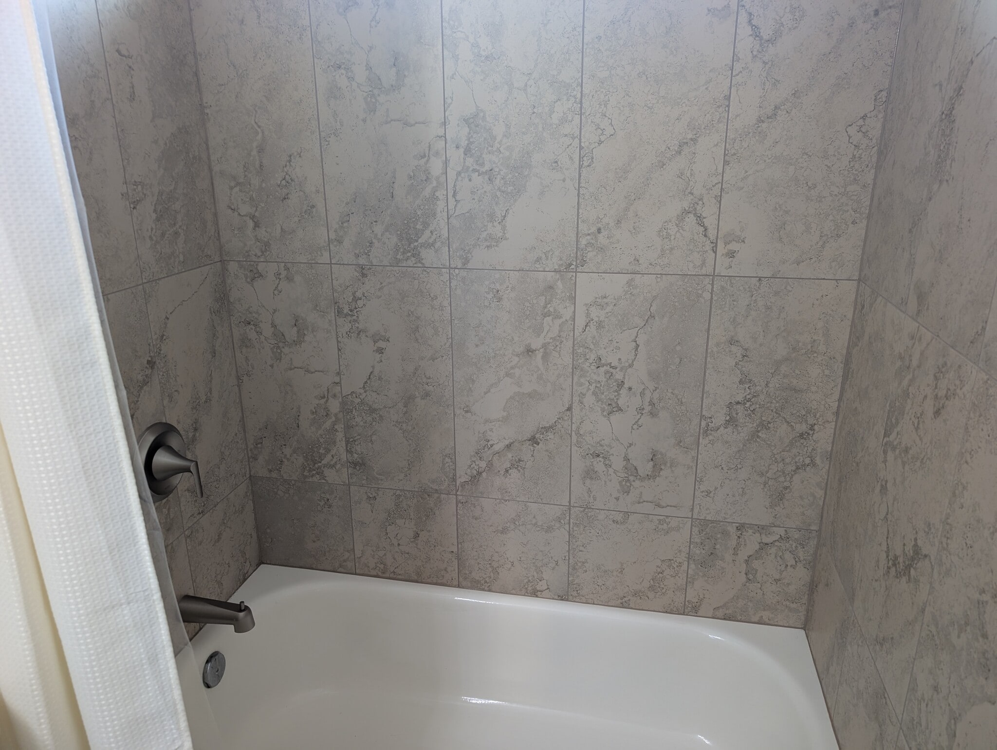 Building Photo - 1120 N Val Vista Dr