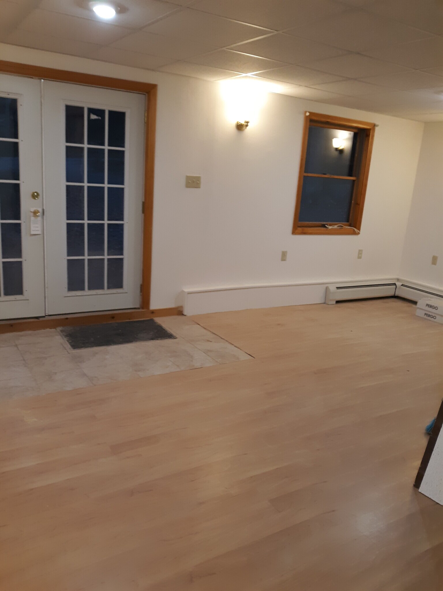 downstairs livingroom - 92 Smithfield Rd