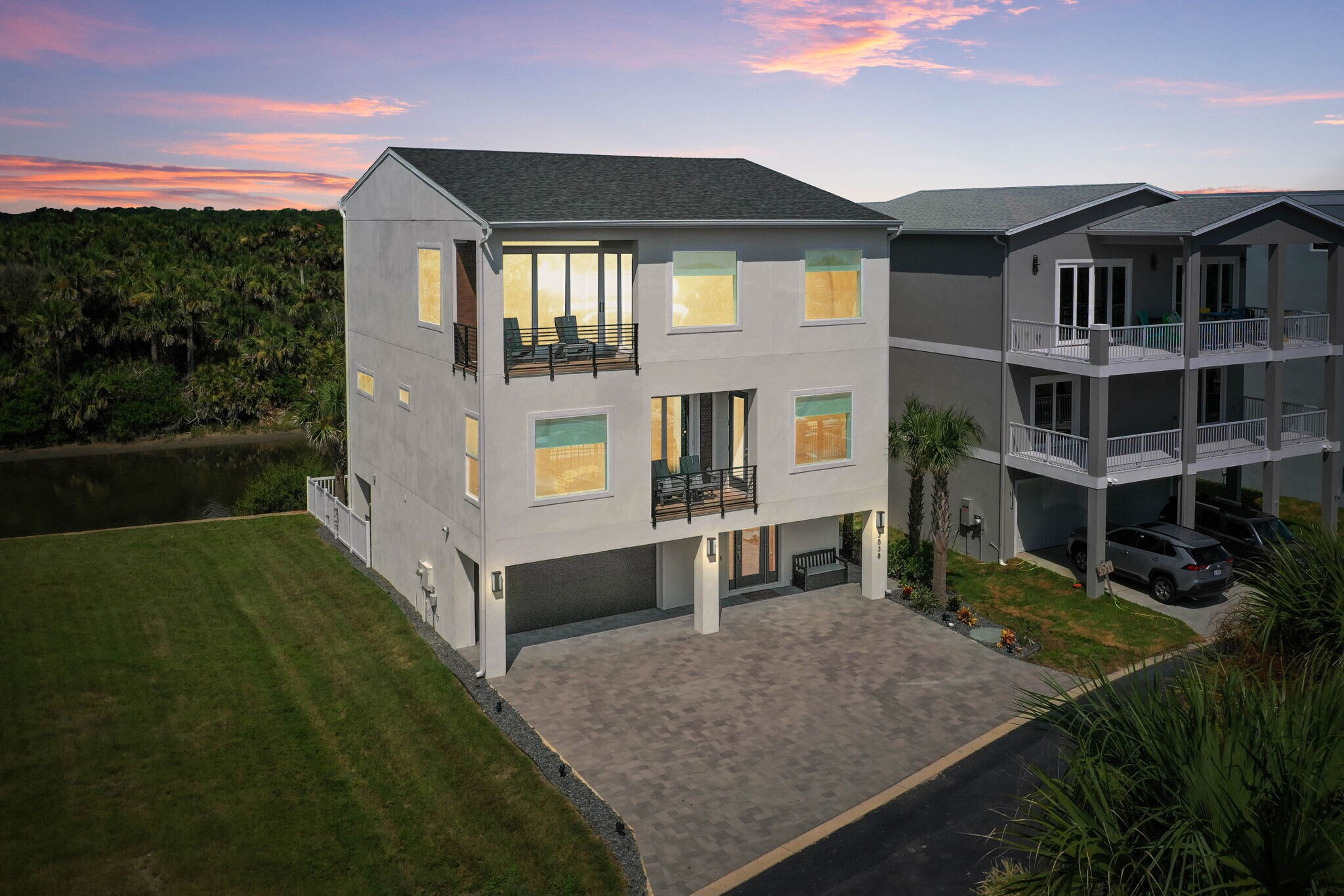 Building Photo - 3538 N Ocean Shore Blvd