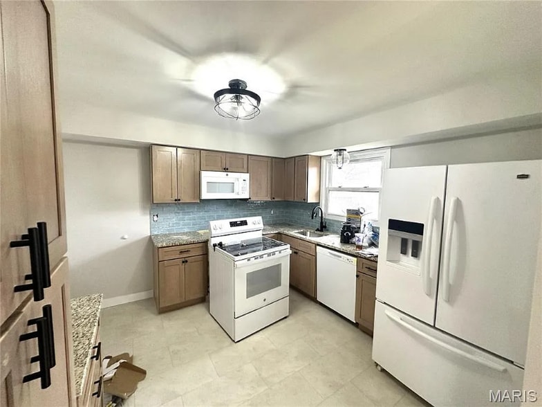 Building Photo - 67 Strecker Rd