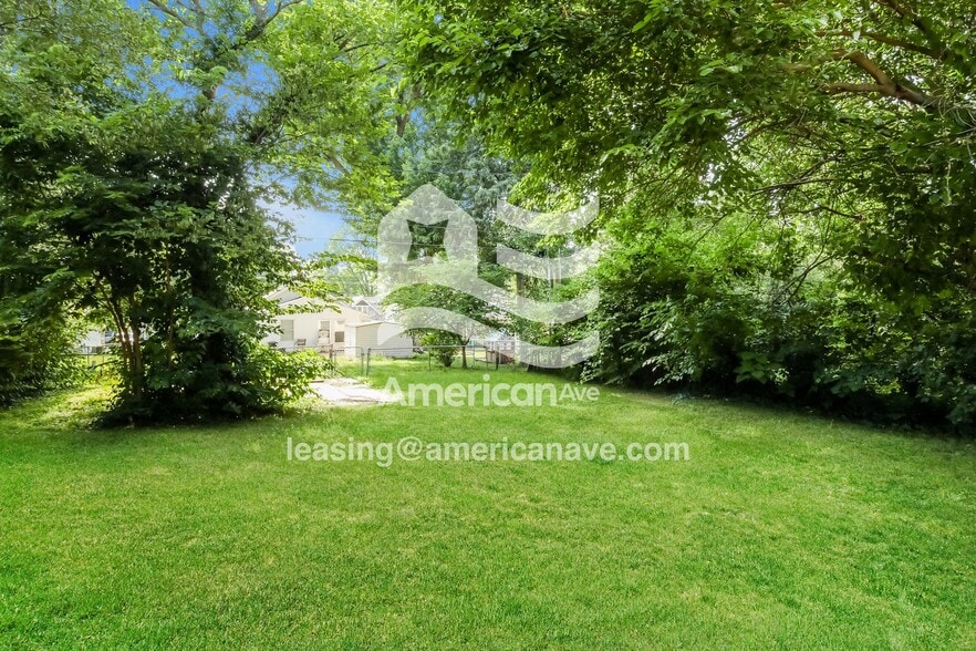 Building Photo - 522 S Hardy Ave