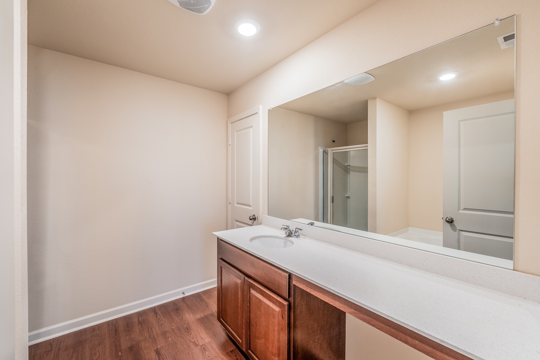 Building Photo - 375 Clover Cir