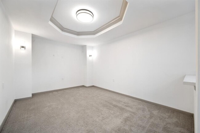 Building Photo - 2122 Mallow Ln