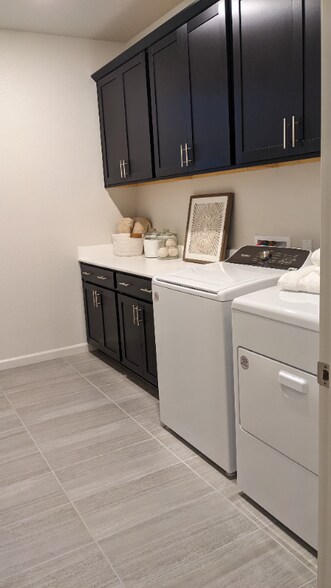 Building Photo - 10178 Ashlar Dr