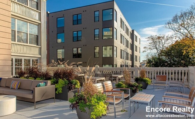 Building Photo - 201 S Huntington Ave