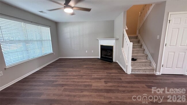 Building Photo - 12571 Bluestem Ln