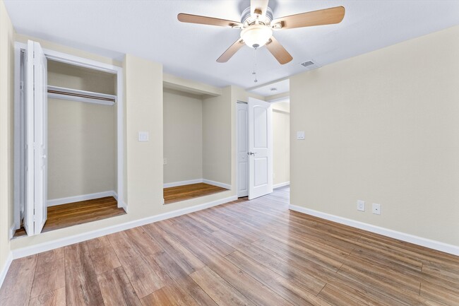 Bonus room - home entertainment or exercise room? - 1445 Hillcrest Dr