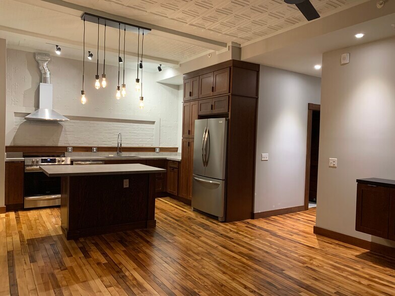 Primary Photo - 223 Lisbon St