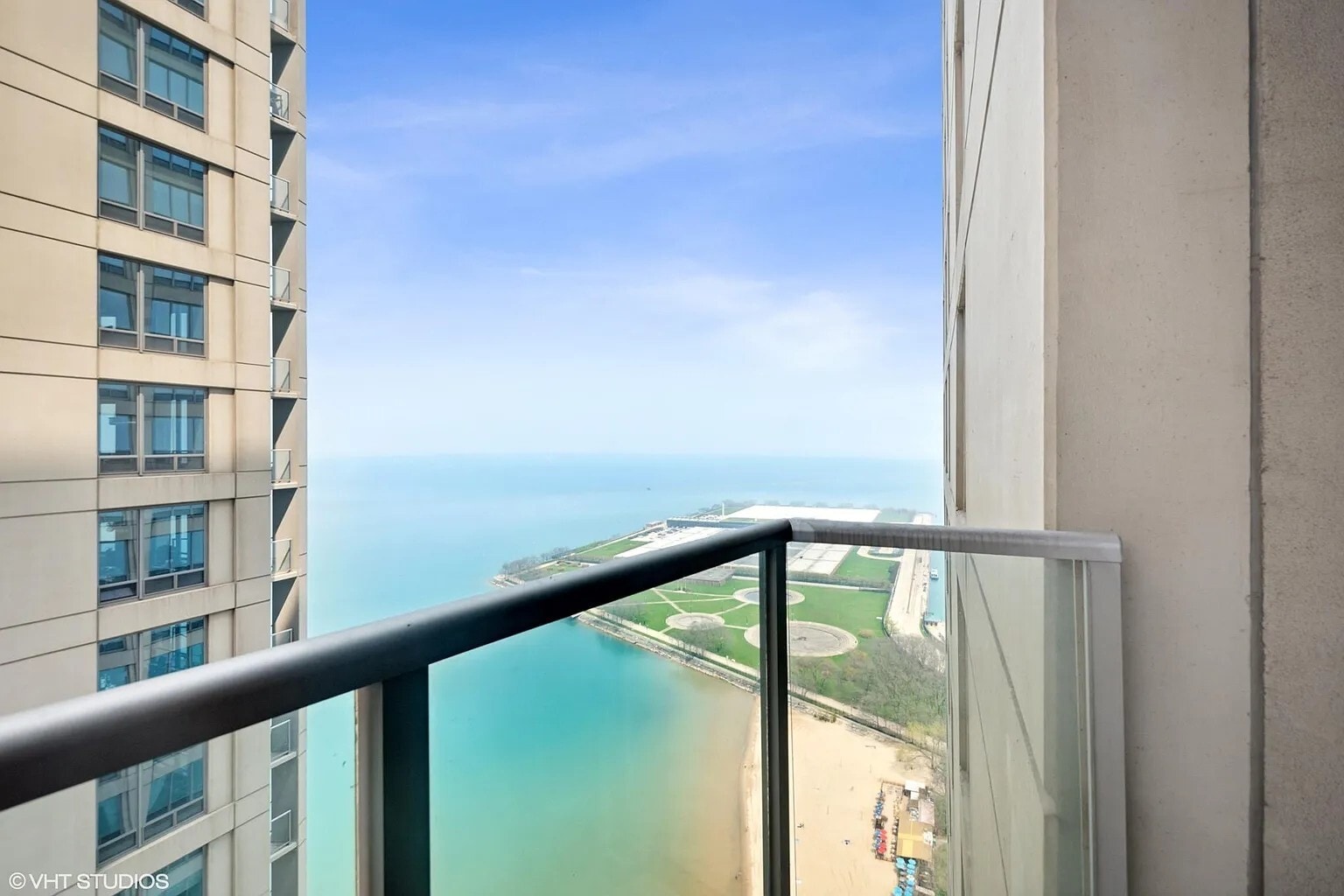 Building Photo - 600 N Lake Shore Dr