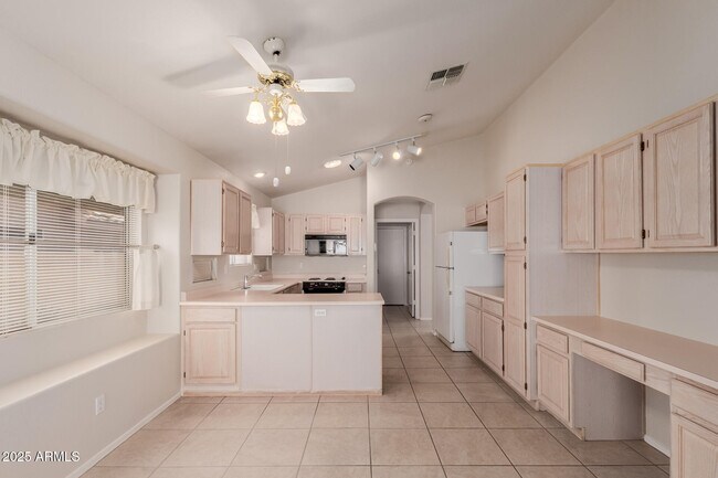 Building Photo - 14588 W Bison Path