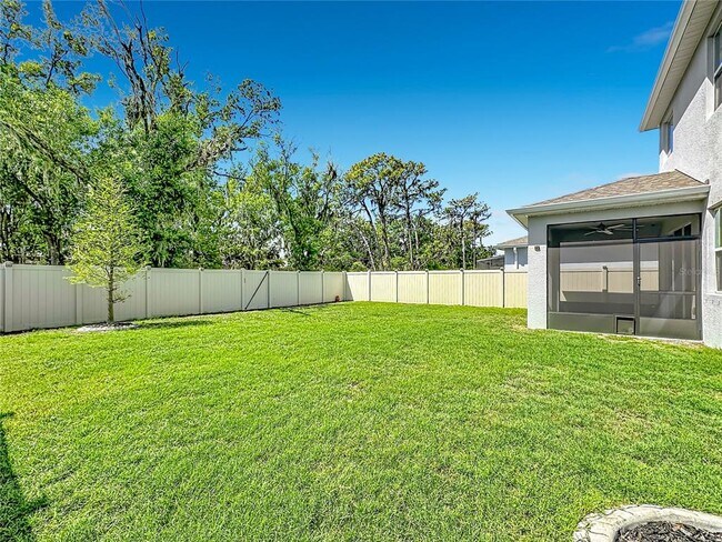 Building Photo - 13071 Brookside Moss Dr