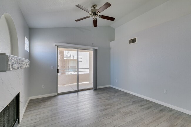 Building Photo - Updated 2-Bedroom Condo with Fireplace