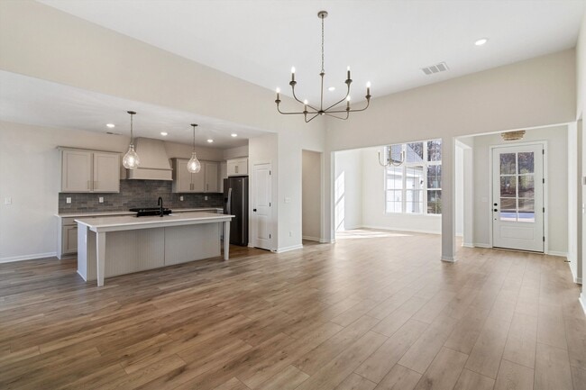 Building Photo - 55 VALLEY VIEW LANE Ln