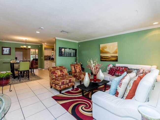 Building Photo - 5524 Garfield St