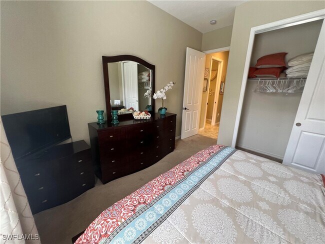 Building Photo - 8670 Mercado Ct