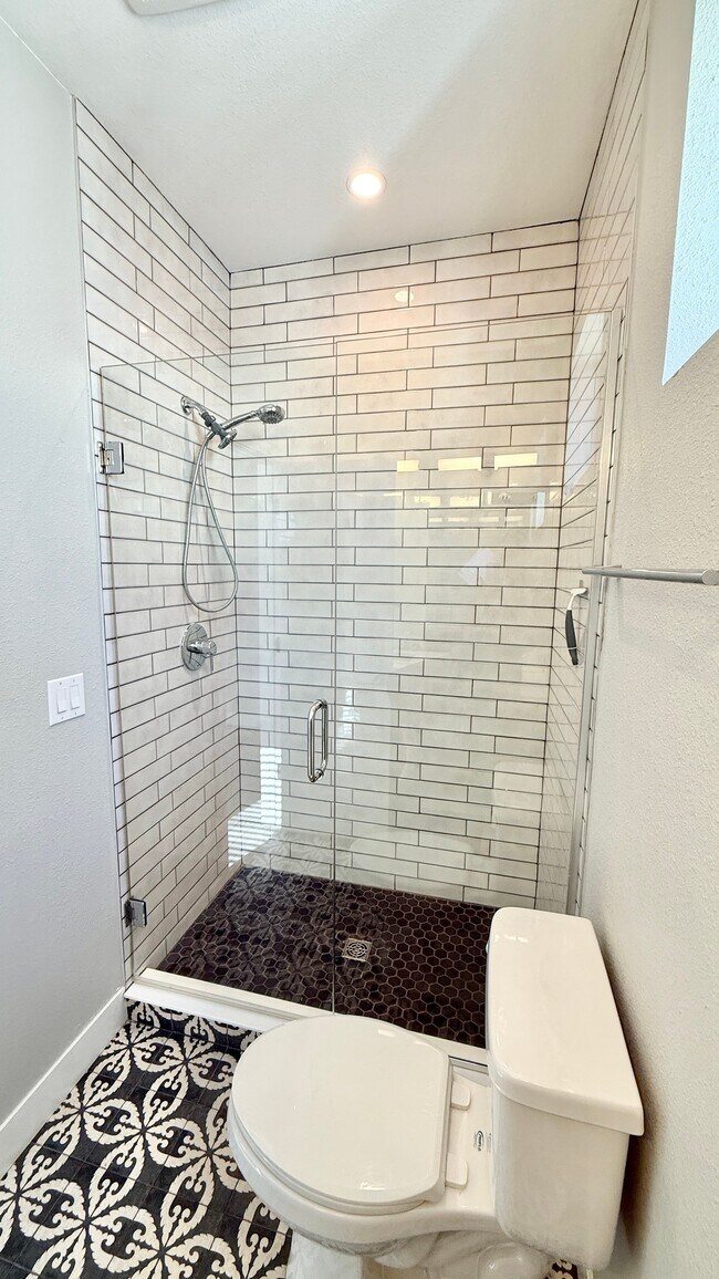 IMG_7302 - Harley House