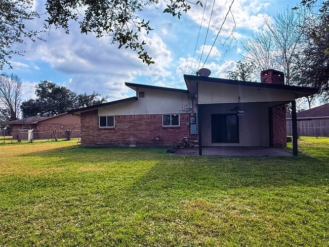 Building Photo - 9506 Carousel Ln