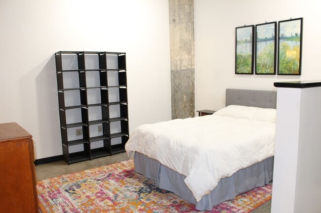 Building Photo - **Industrial Loft-Style 1BR Near UofL – Wa...