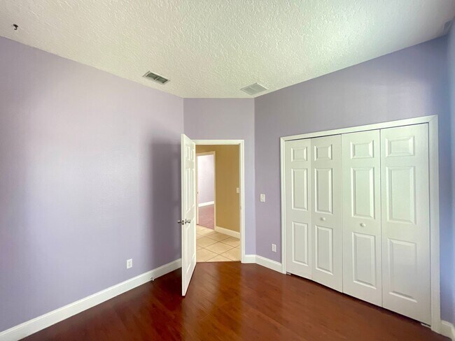 Building Photo - 10366 Cypress Knee Cir