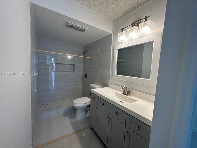 Building Photo - 7051 Environ Blvd